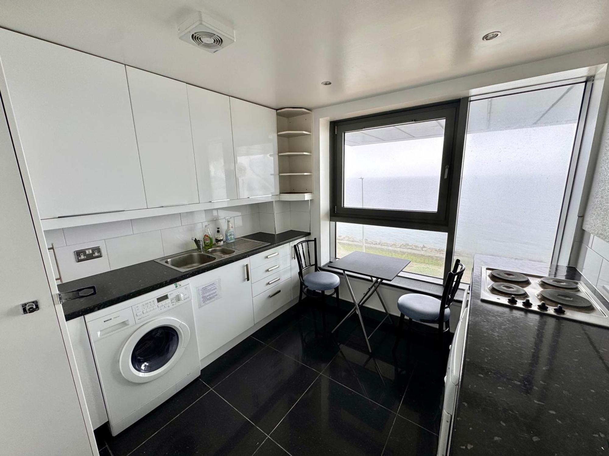 Apartment Ocean Park Apartments - Free Parking And Fast Wifi *