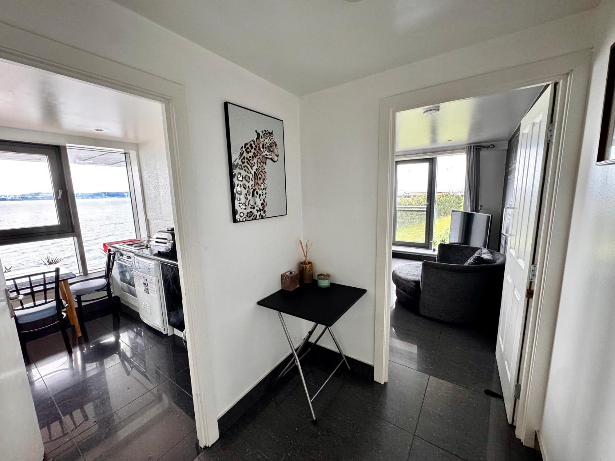 Apartment Ocean Park Apartments - Free Parking And Fast Wifi Edinburgh